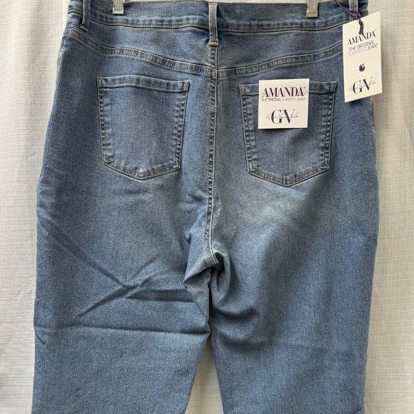 Gloria Vanderbilt Faded Blue Jeans NWT size 18L - Picture 2 of 5